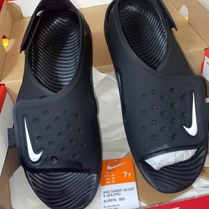 Nike Sunday Adjust 5